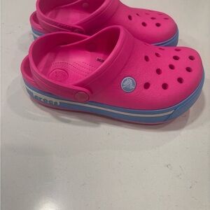 CROCS Kids Water Shoes in Pink and Blue